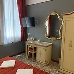 Pensjonat Poste Vecie Wenecja