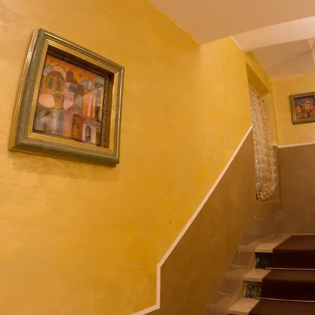 Poste Vecie بيت ضيافة 4*