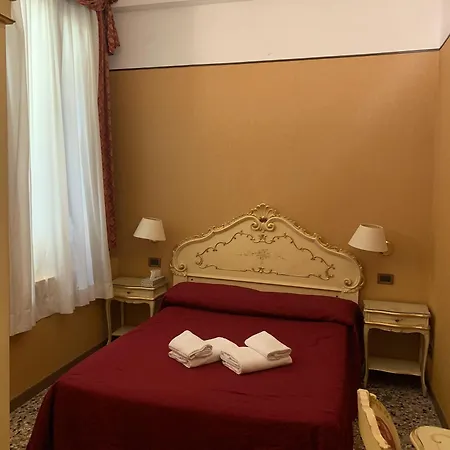 Poste Vecie 4*