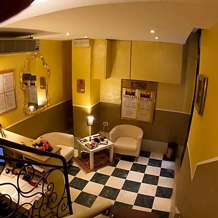 Poste Vecie 4*
