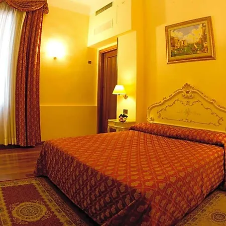 Poste Vecie 4*