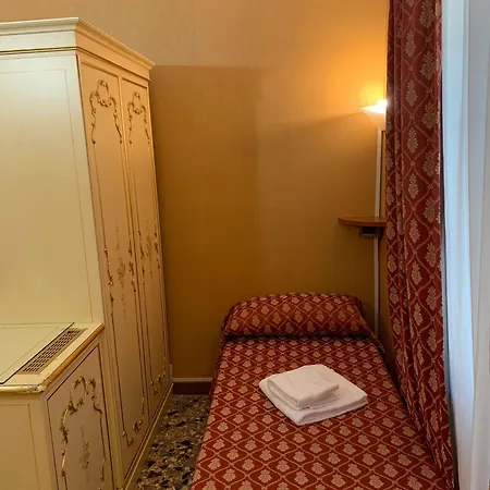 Poste Vecie البندقية
