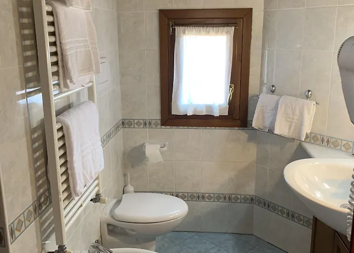 Poste Vecie 4* Velence