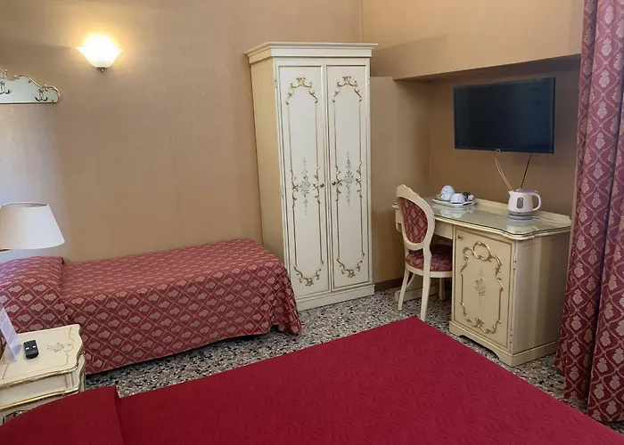 Poste Vecie Penzion Benátky