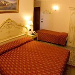 Poste Vecie 4*