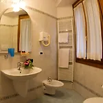 Poste Vecie 4* ונציה