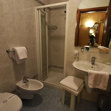 ロチャンダ ポステ ヴェチエ 4*