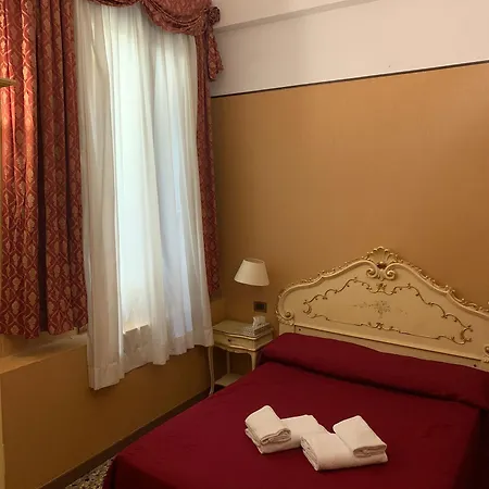 ロチャンダ ポステ ヴェチエ ヴェネツィア