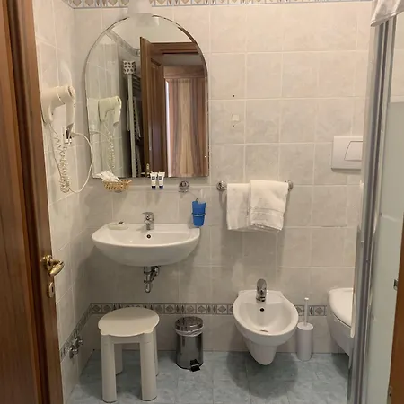 ゲストハウス ロチャンダ ポステ ヴェチエ 4*