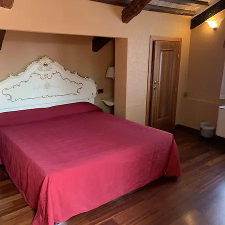 ロチャンダ ポステ ヴェチエ